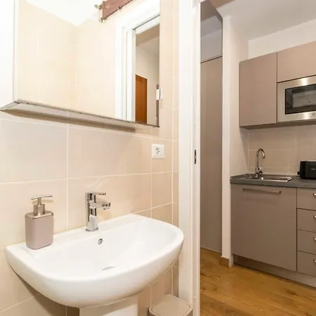 Guesthost - San Salvario Functional * 토리노